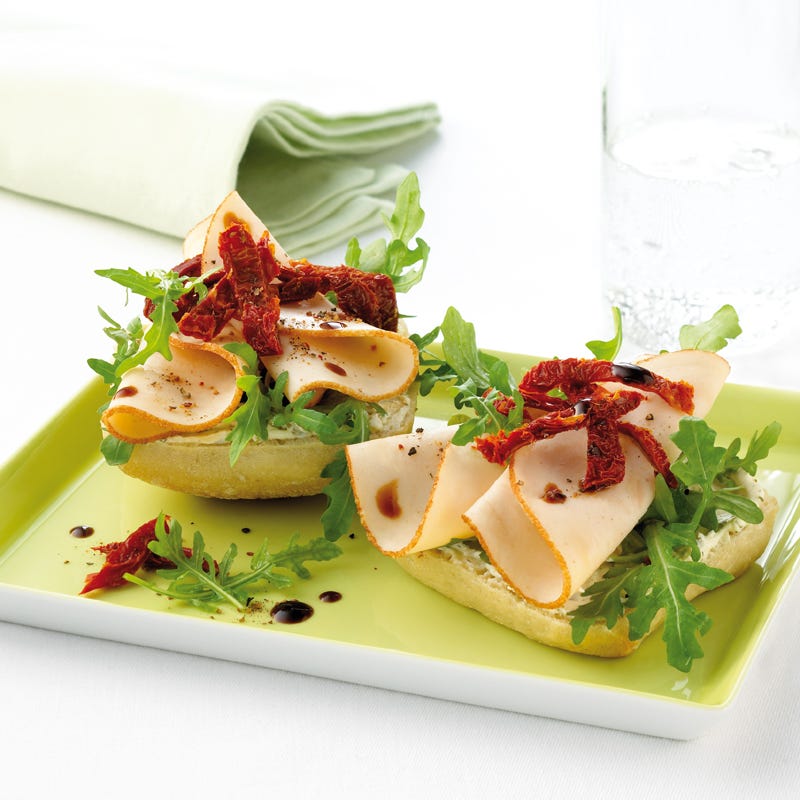 Foto van Panini met kipfilet en zongedroogde tomaten door WW