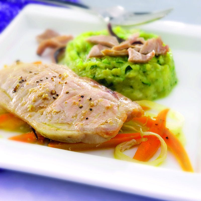 Photo de/du Courgettes, pois cassés, andouille et porc. par WW