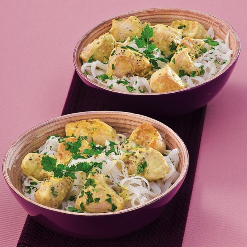 Photo de/du Poulet au curry express et nouilles thaï par WW