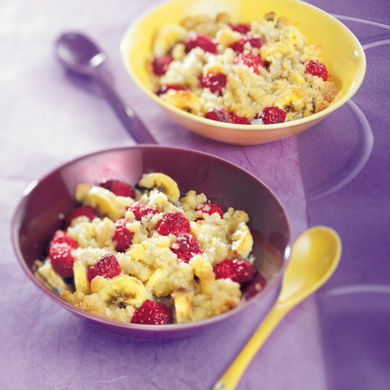 Photo de/du Crumble noix de coco, bananes, framboises par WW