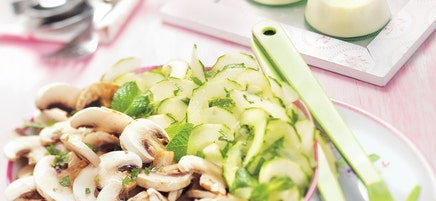 Salade de champignons et concombre