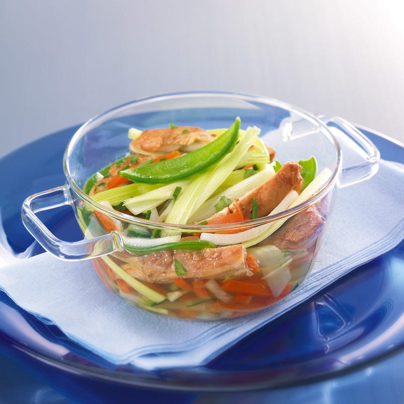 Photo de/du Soupe fumée aux légumes et au poulet par WW