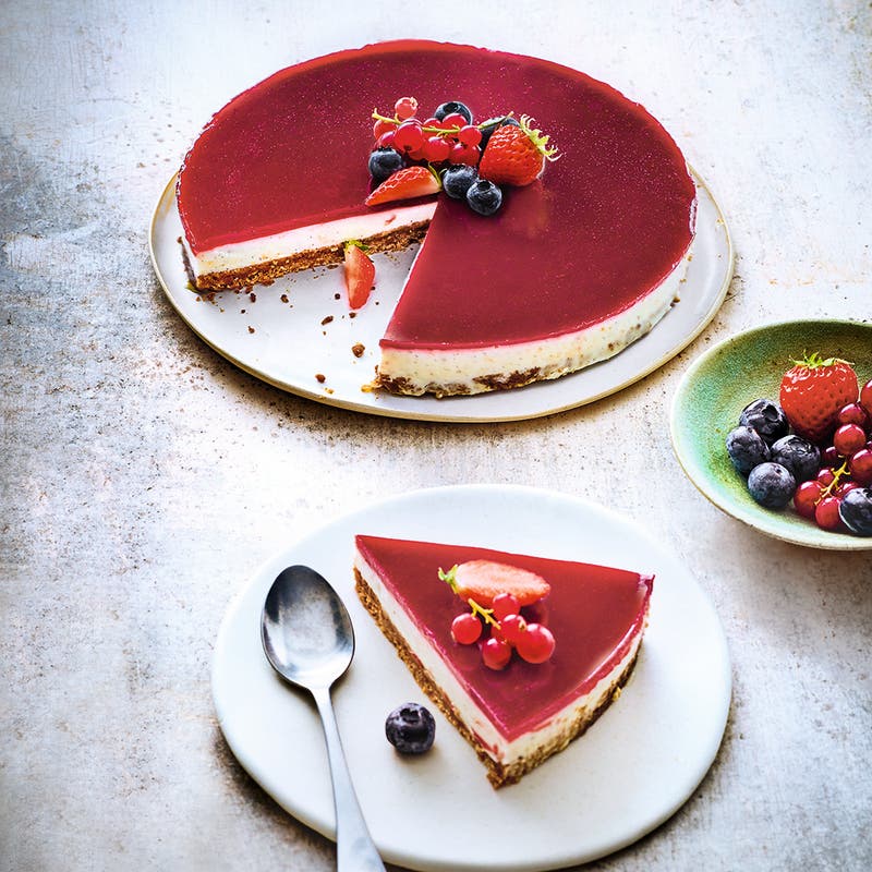 Bavaroise citronnée et fruits rouges sur lit croquant