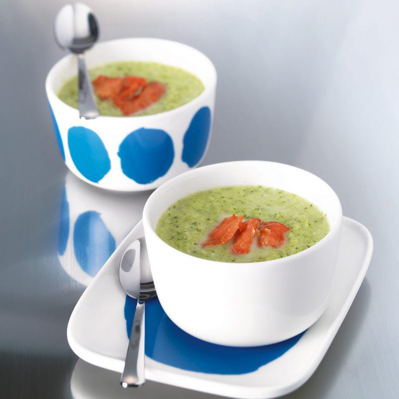 Photo de/du Crème de brocolis aux amandes, croustillante de saumon fumé par WW