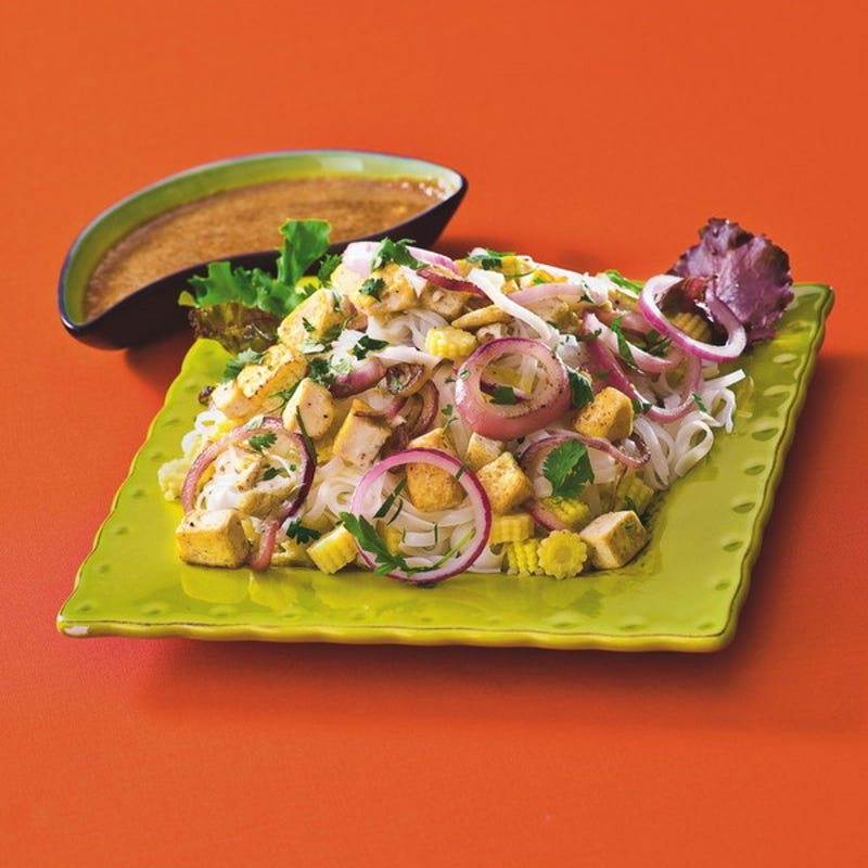 Photo de/du Nouilles sautées aux légumes façon thaï par WW