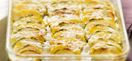 Pommes de terre et courgettes à la boulangère