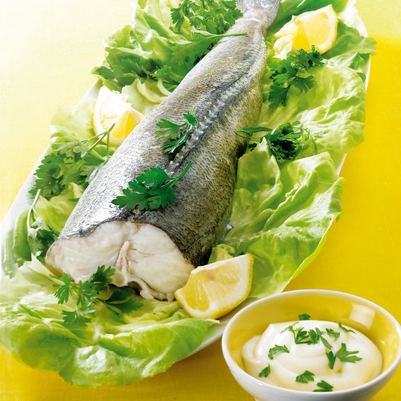 Photo de/du Colin poché, sauce crémeuse aux herbes par WW