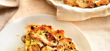 Tarte aux pommes de terre et champignons rôtis