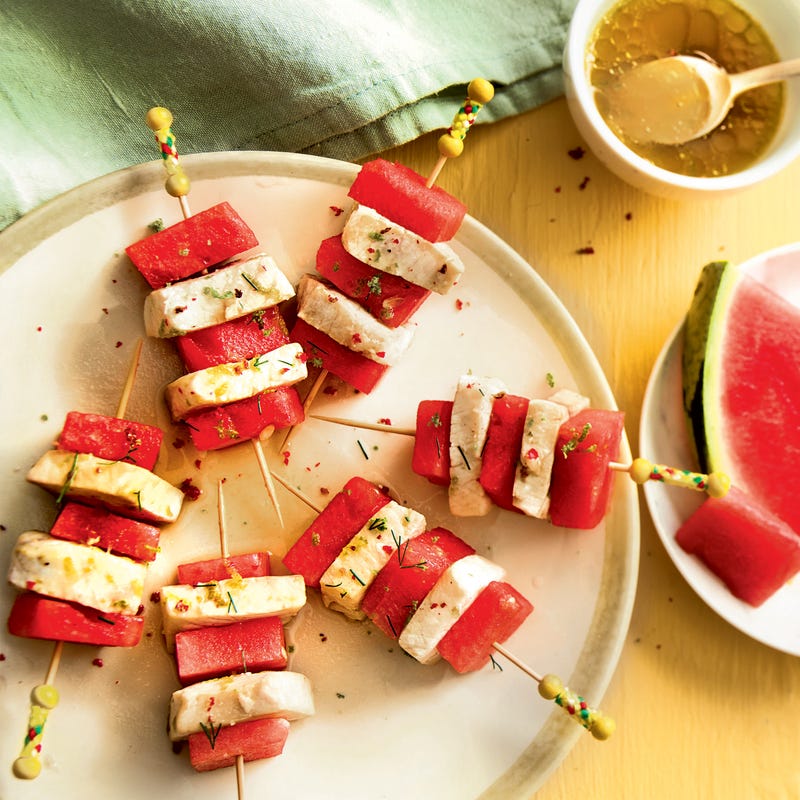 Brochettes d'espadon et pastèque