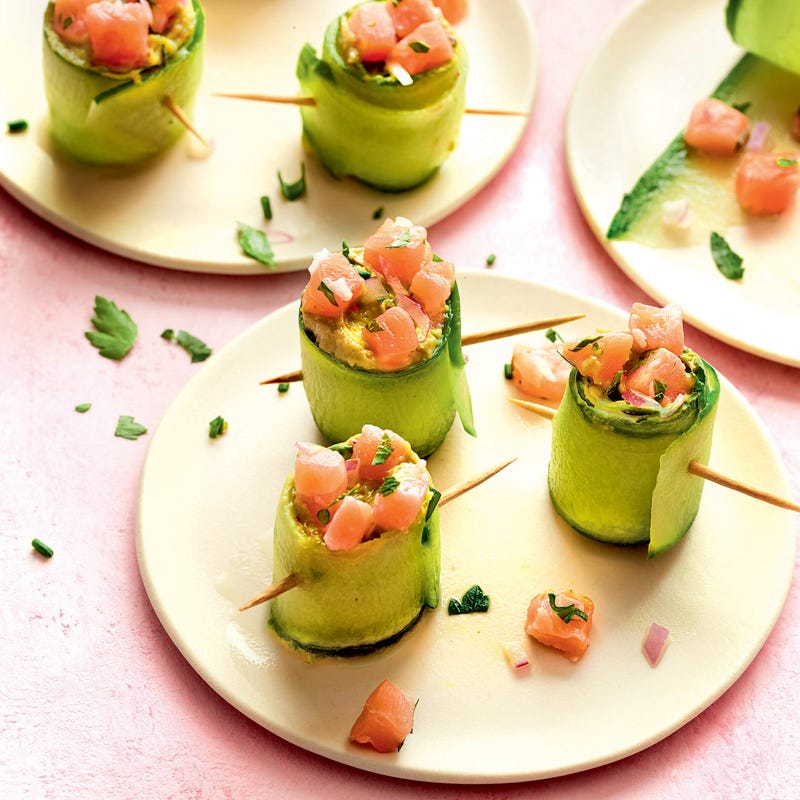 Rouleau de concombre au saumon