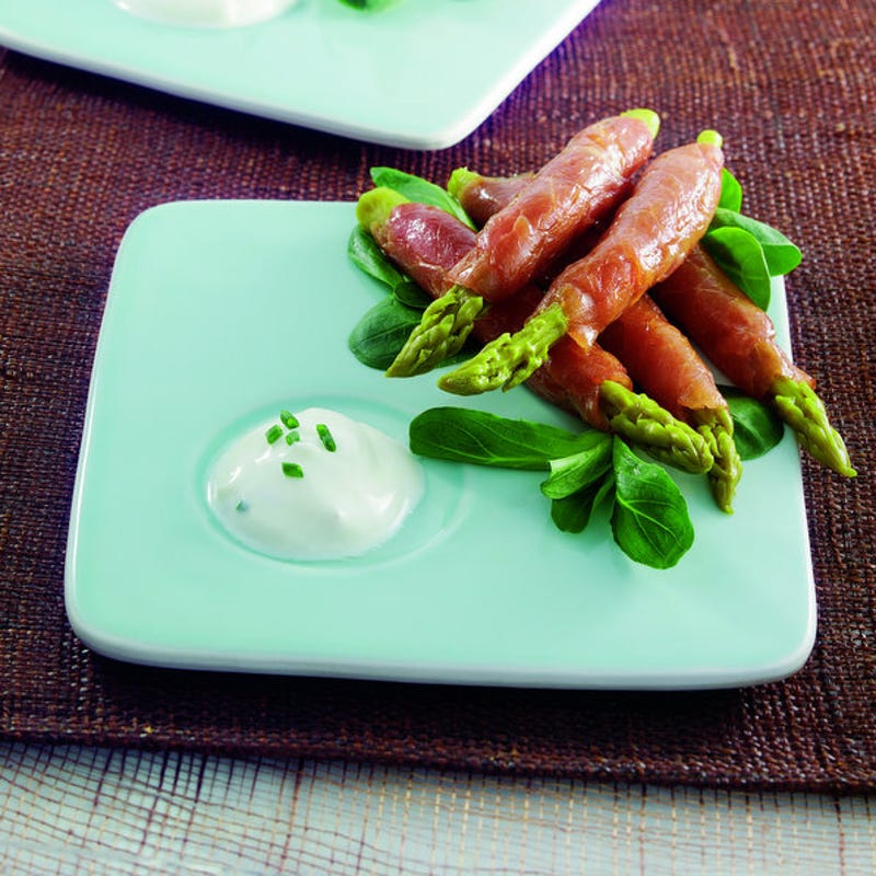 Photo de/du Fagotins d'asperges vertes au carpaccio par WW