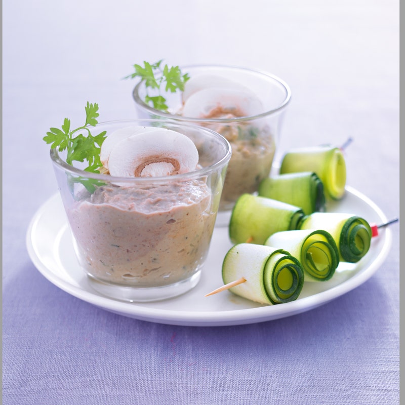 Rouleaux de courgette en crème de champignons