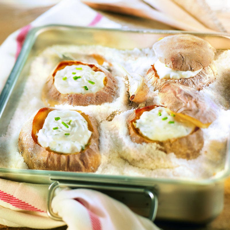 Photo de/du Pommes de terre en croûte de sel, crème de fromage blanc par WW