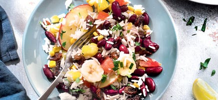 Comme une salade de fruits d'été, salée