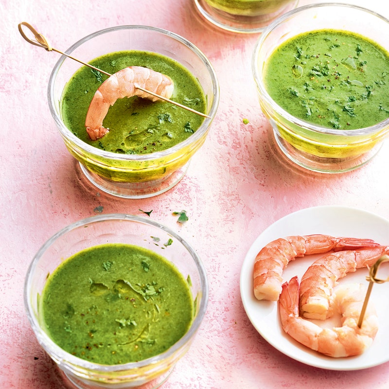 Velouté de mâche et pic de crevette