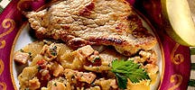 Escalopes de veau au bacon et à la poire