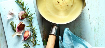 Soupe pommes de terre à l'ail