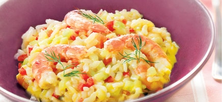 Riz et concombre aux crevettes et à la crème