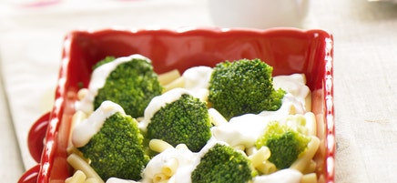Macaronis et brocolis, sauce au bleu