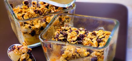 Crumble de poire aux pépites de chocolat