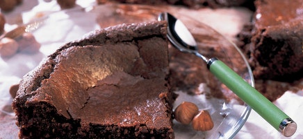 Gâteau au chocolat et noisettes
