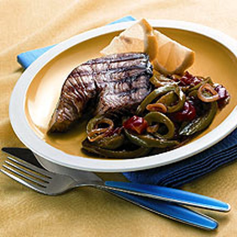 Photo de/du Steak de thon à la basquaise par WW