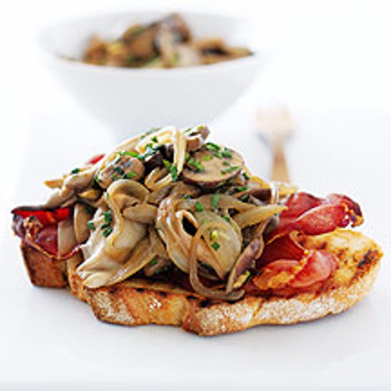 Tartine aux champgnons et pancetta