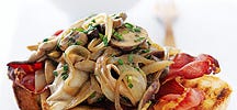 Tartine aux champignons et pancetta