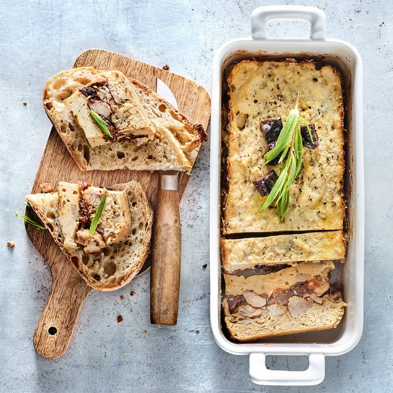Terrine de lapin aux pruneaux