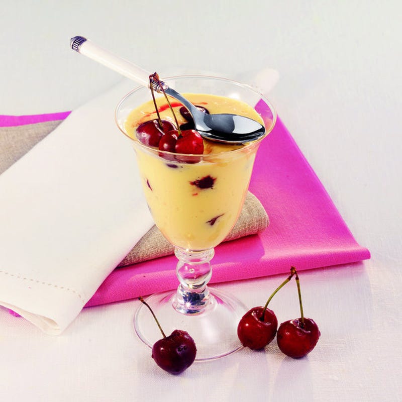 Photo de/du Cerises chaudes à la crème anglaise par WW