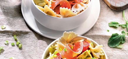 Salade de pâtes au tofu mariné