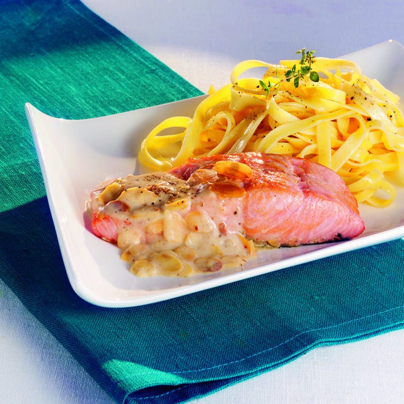 Photo de/du Saumon aux amandes par WW