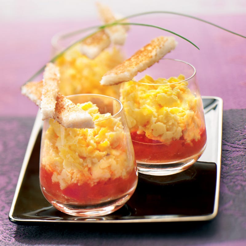 Photo de/du Verrines d'œufs brouillés à la tomate par WW