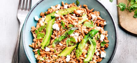 Risotto d'épeautre aux asperges et à la feta