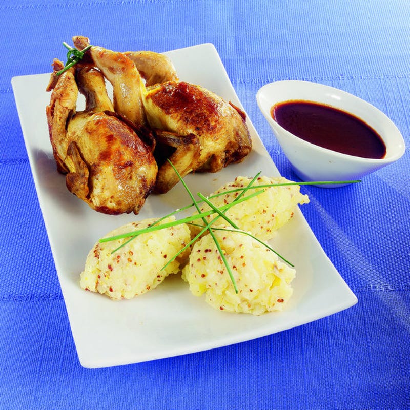 Photo de/du Cailles rôties, purée de ratte à la fourchette par WW