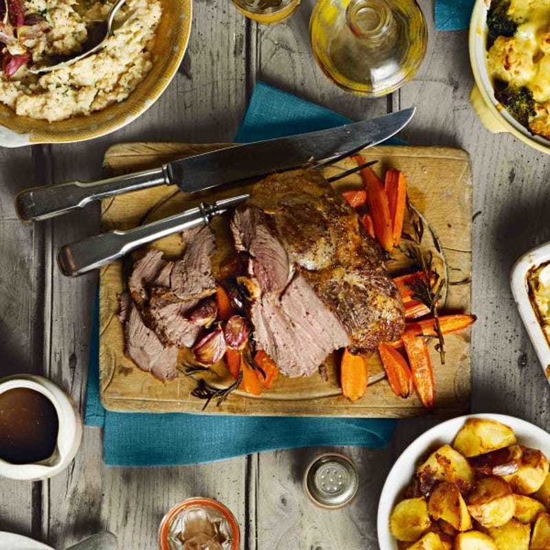 Photo de/du Gigot d'agneau à l'ail et au romarin par WW