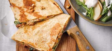 Quesadilla au fromage de chèvre et à la pomme