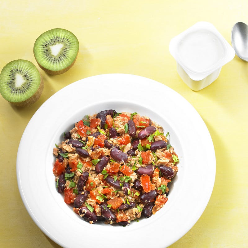 Photo de/du Compotée de thon et haricots rouges, yaourt et fruit par WW