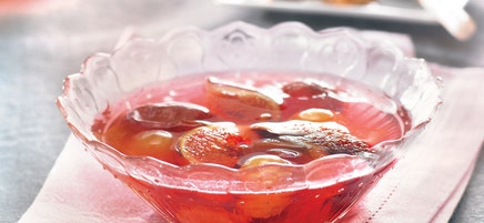 Soupe de fruits épicée