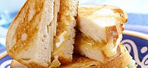 Sandwich au brie et à la pomme