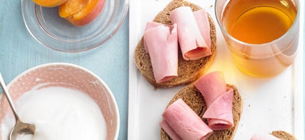 Tartine de jambon, abricots