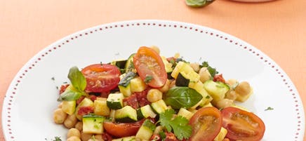 Poêlée de courgettes, pois chiches et chorizo