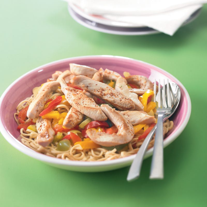 Wok de lapin aux poivrons et piment d'Espelette