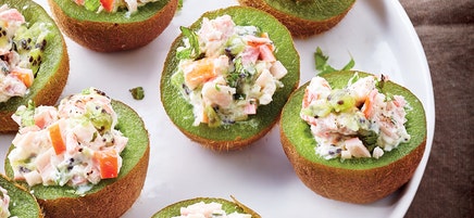 Coques de kiwi au surimi