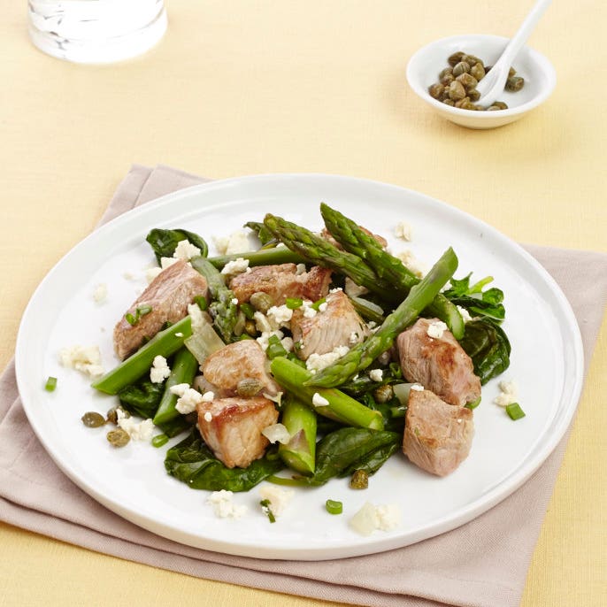 Veau sauté aux câpres, aux épinards et à la feta