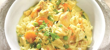 Pot-au-feu de poulet au curry et au riz