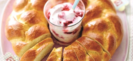 Pain pascal au fromage blanc aux framboises