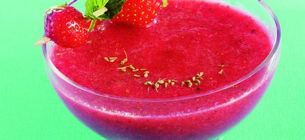Soupe de fraises aux graines de fenouil