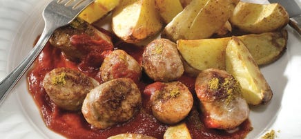 Saucisse fraîche aux pommes de terre au four