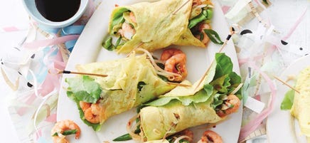 Roulades d‘omelette aux crevettes
